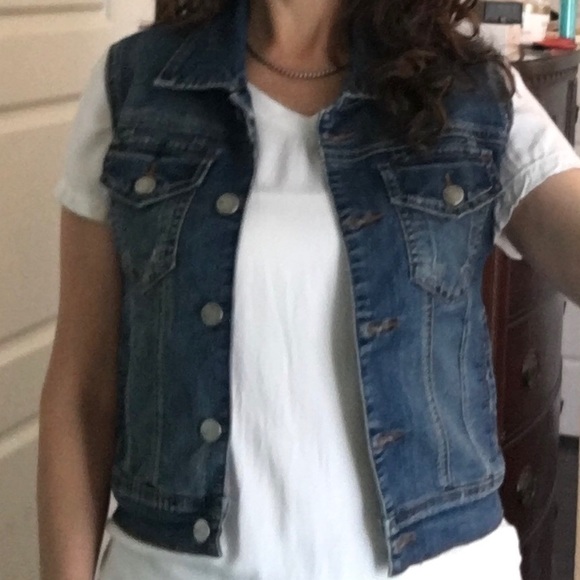 Wax Jean Jackets & Blazers - Juniors sz M Wax Jeans sleeveless denim vest
